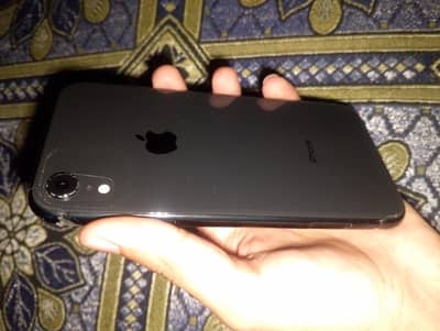 Apple iPhone XR