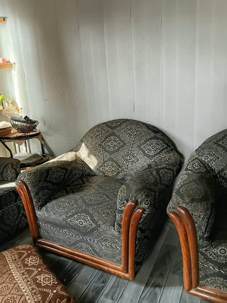 5 seater Sofa set 1