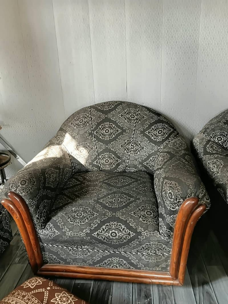 5 seater Sofa set 3