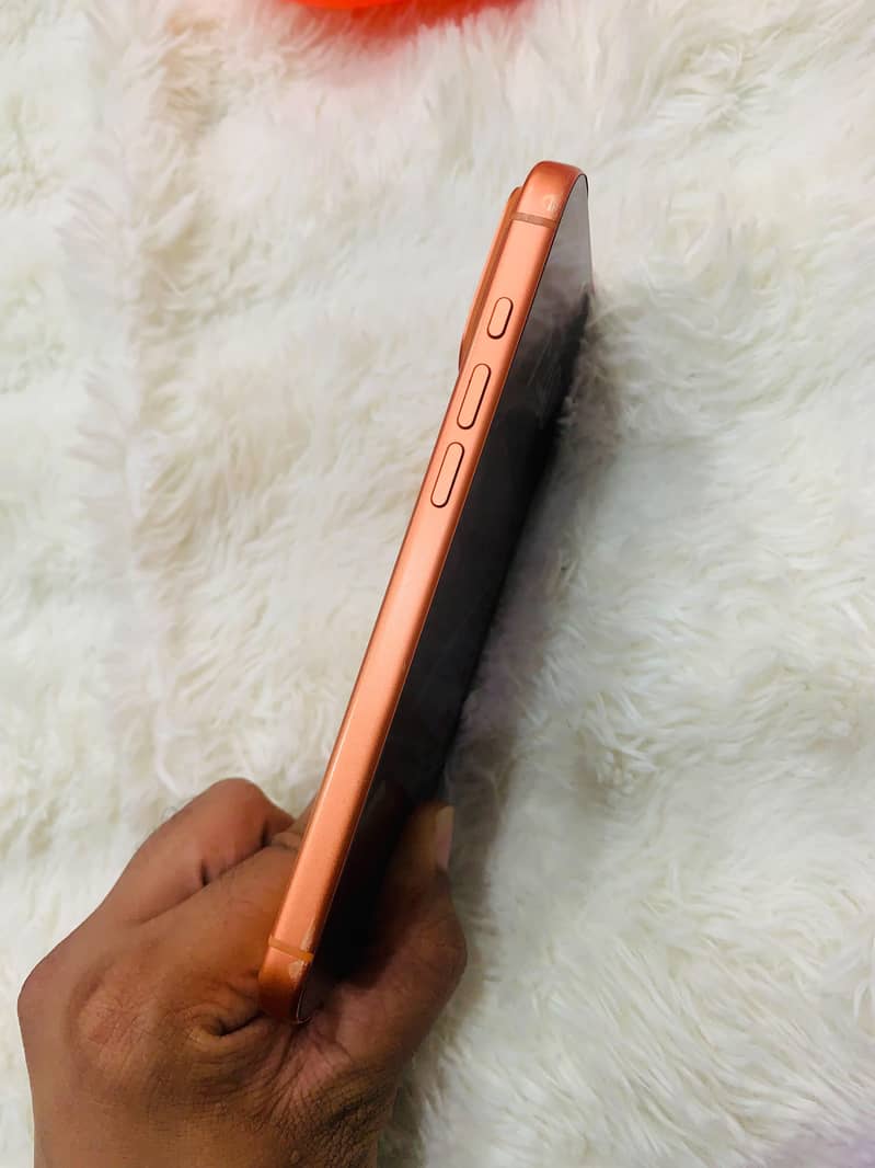 Apple iPhone 17 Pro Max 1