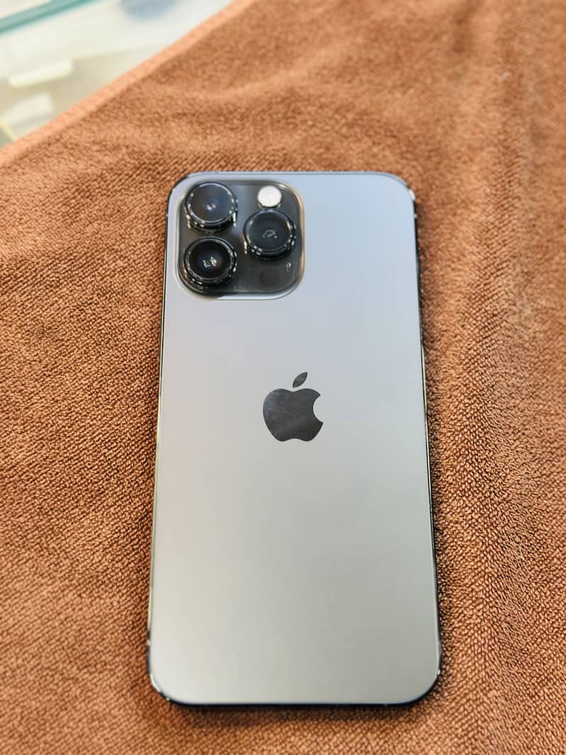 Apple iPhone 14 Pro Max 3