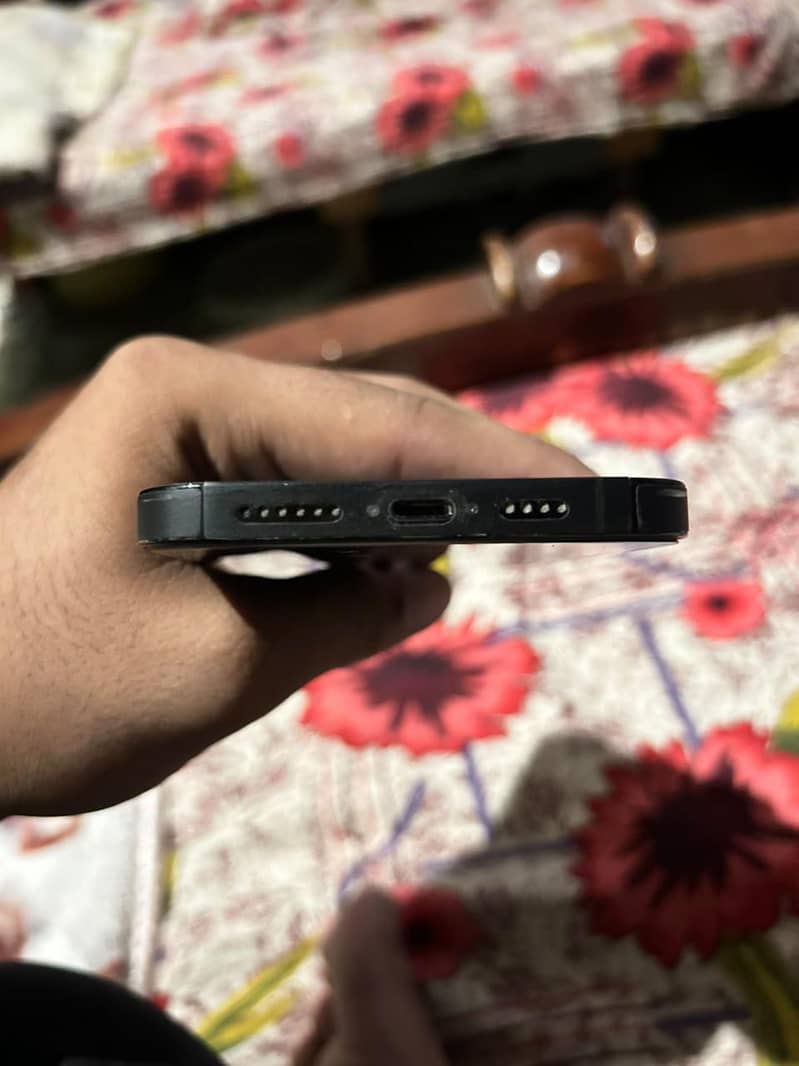 Apple iPhone 14 Pro Max 5