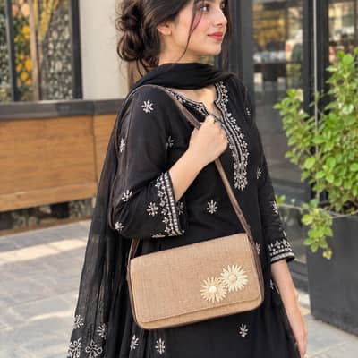 Elegant Floral Crossbody Handbag