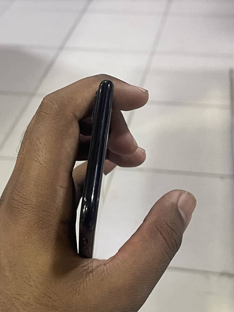 Apple iPhone 7 Plus 4