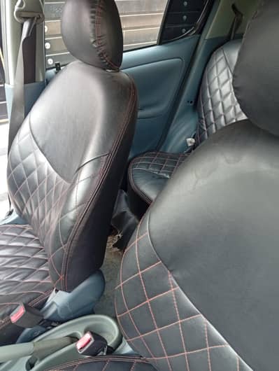 Toyota Vitz 2001