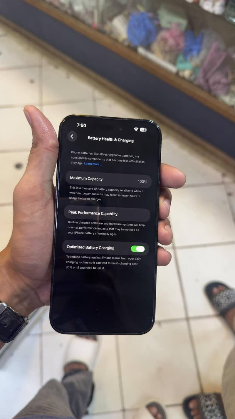 Apple iPhone 14 Pro Max 3