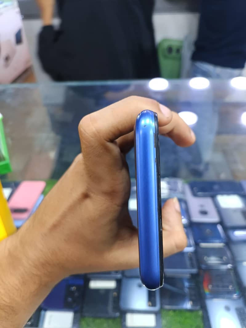 Realme C12 1