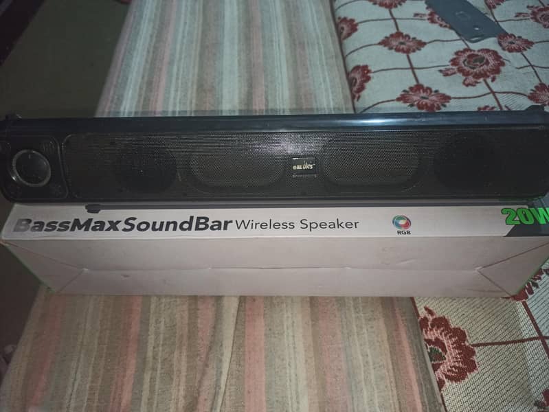 wireless speaker bluks 1