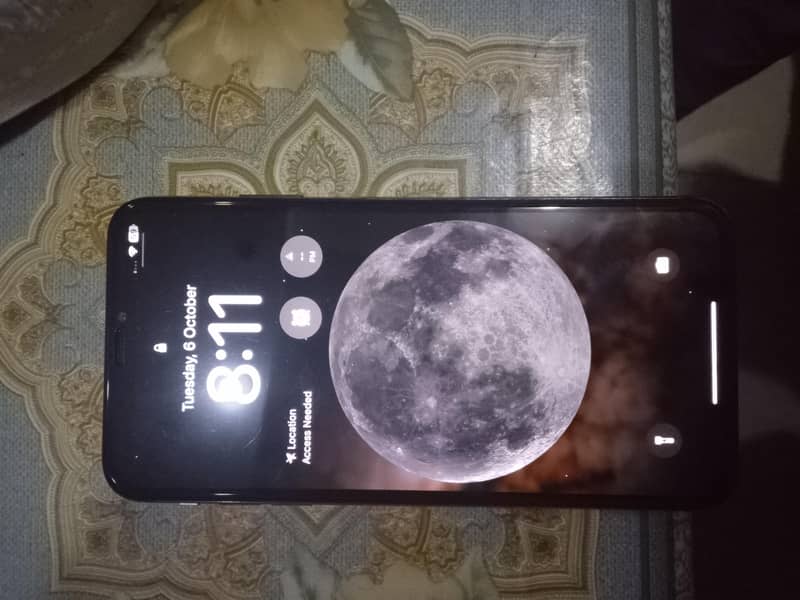 Apple iPhone XS Max 1