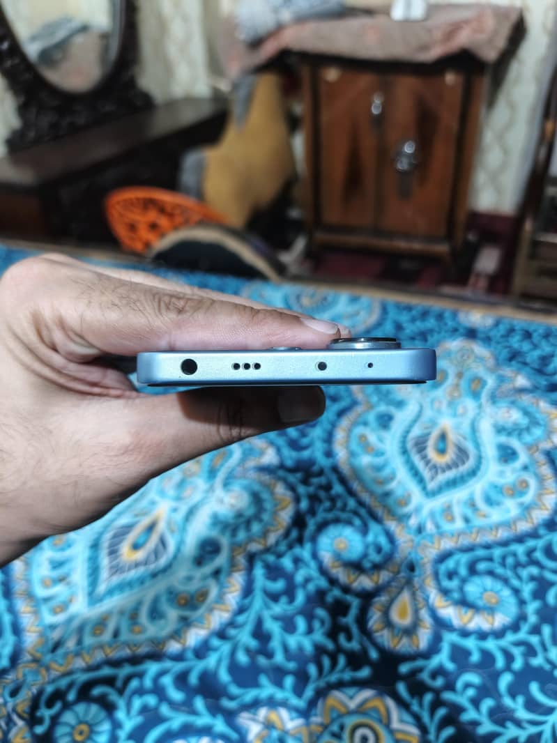 Xiaomi Redmi Note 13 2