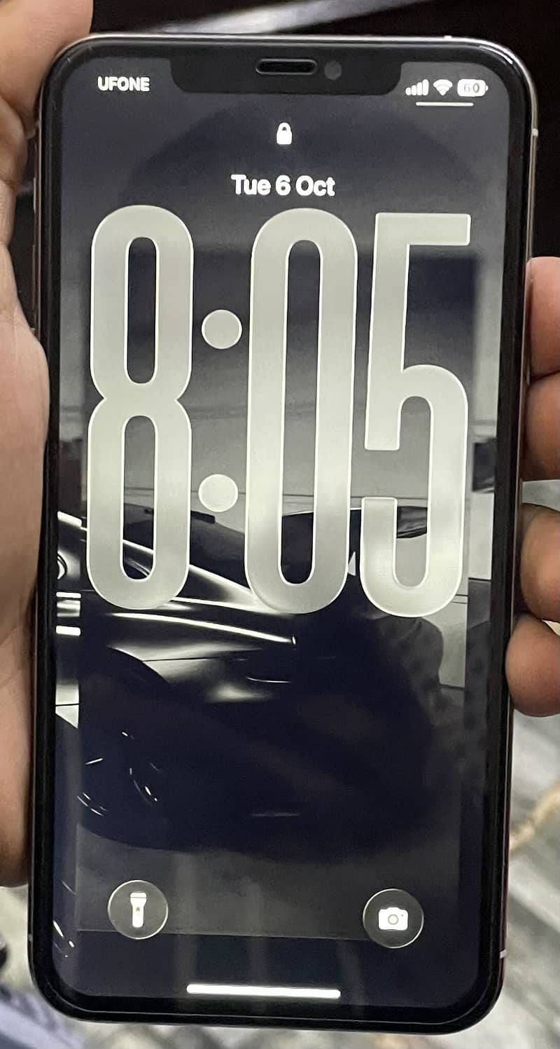 Apple iPhone 11 Pro Max 1
