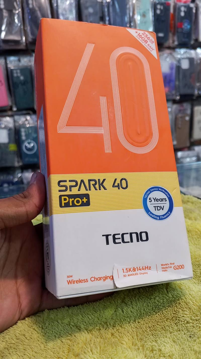 Tecno SPARK 40 Pro + 6