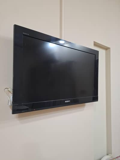 Sony Bravia LCD TV