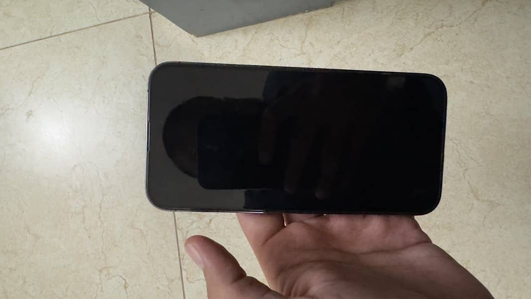 Apple iPhone 14 Pro Max 2