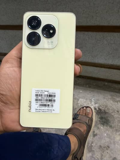 Zte nubia V60 Design