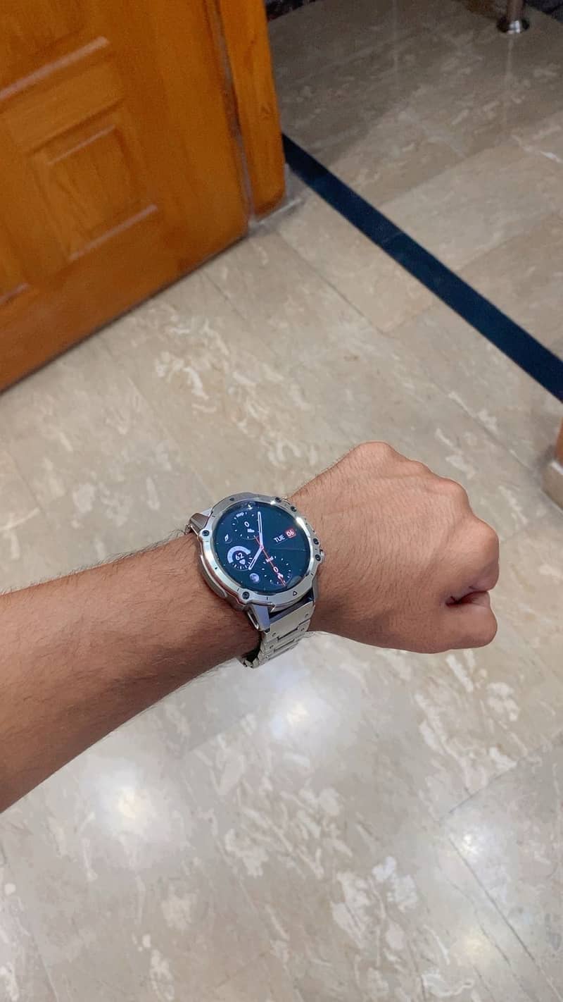 Zero REVOLTT WATCH 1