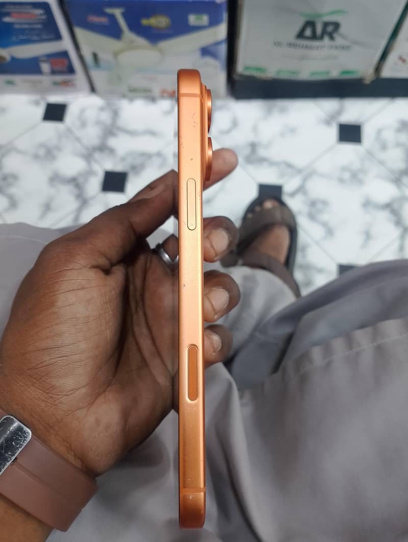 Apple iPhone XR 3