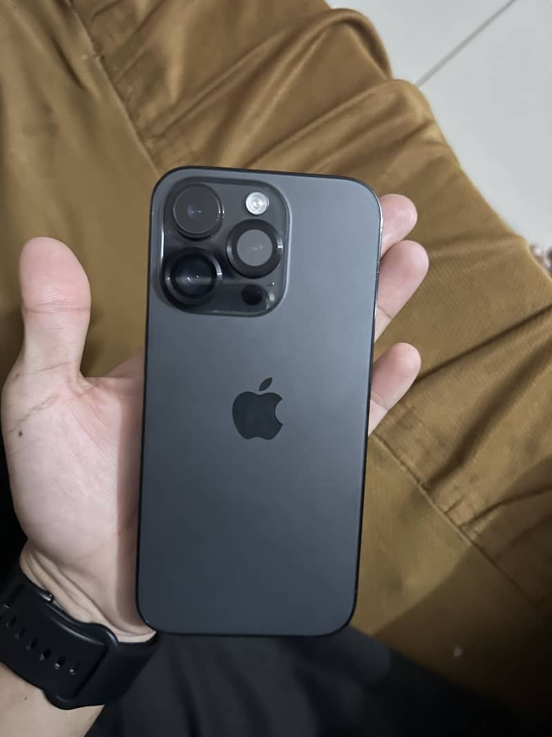 Apple iPhone 14 Pro 4