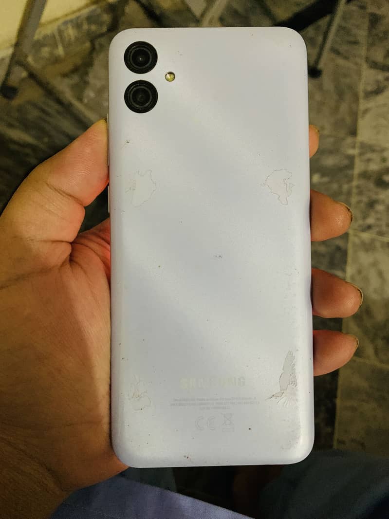 Samsung Mobile A04e 1
