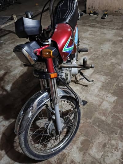 HONDA CD 70 GOOD CONDITION MODEL 2018/19