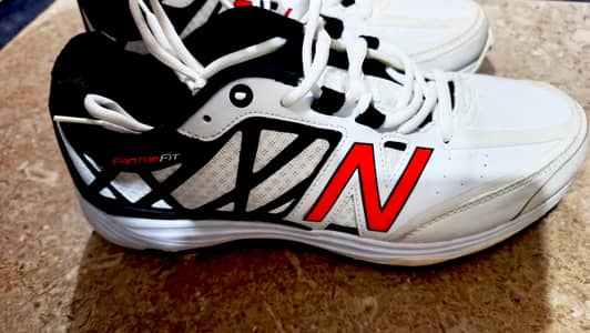 New Balance cricket shoes. CK10BD2