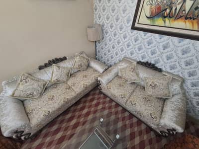 Sofa set
