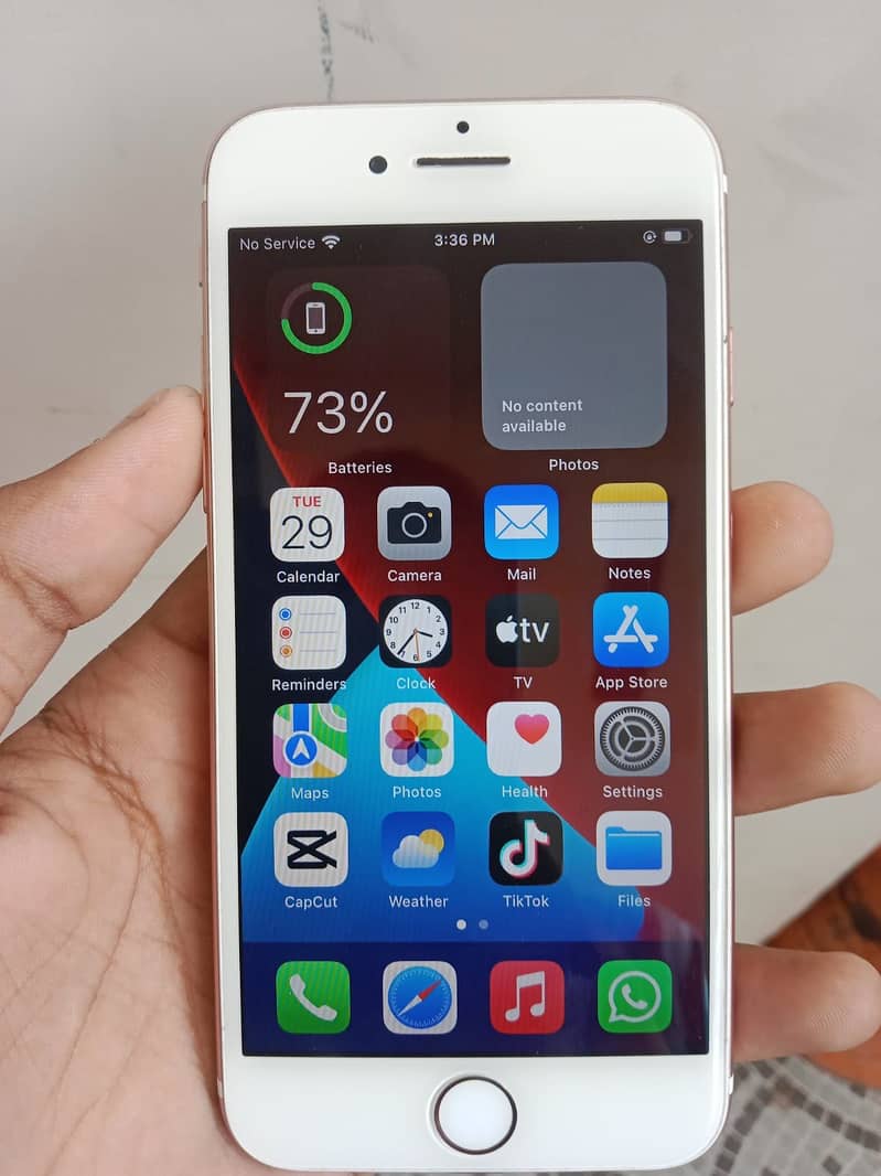 Apple iPhone 7 1
