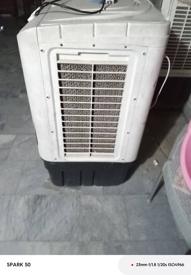 Room cooler 1