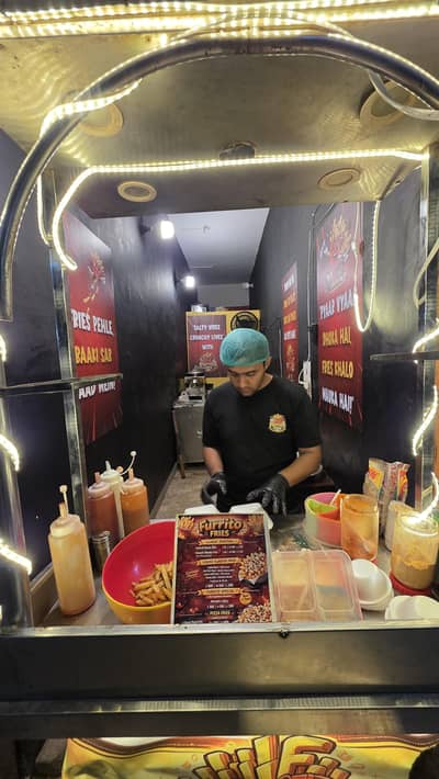 Fast food Karigar chaiye