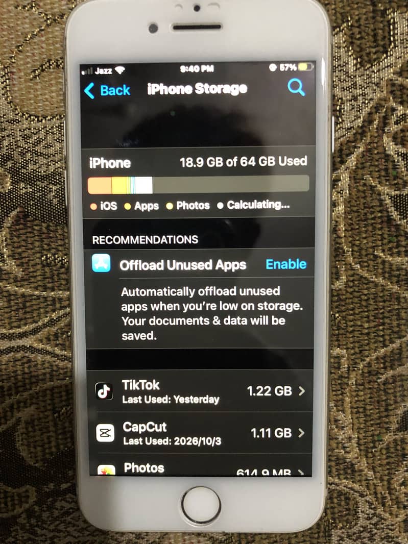 Apple iPhone 8 4