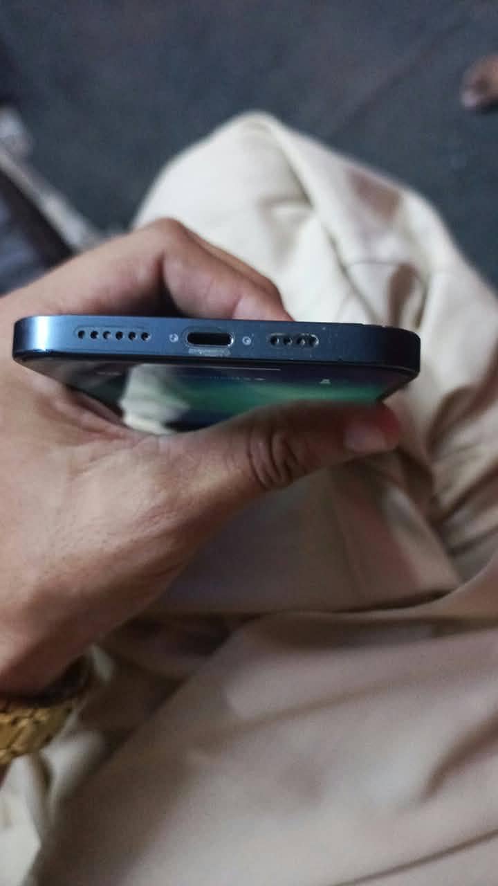 Apple iPhone 12 Pro Max 7