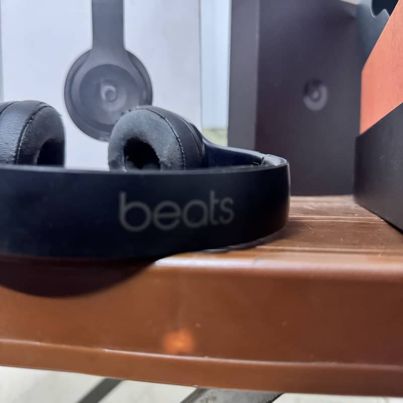Headphone Branded 5