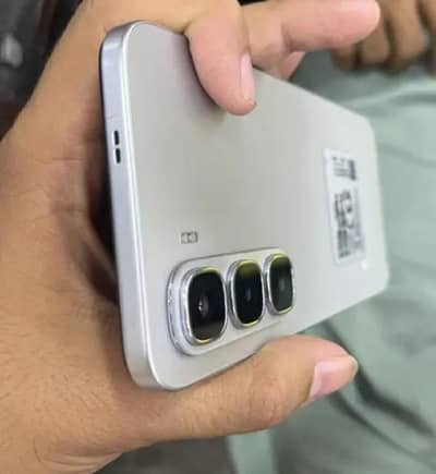Infinix Hot  60i