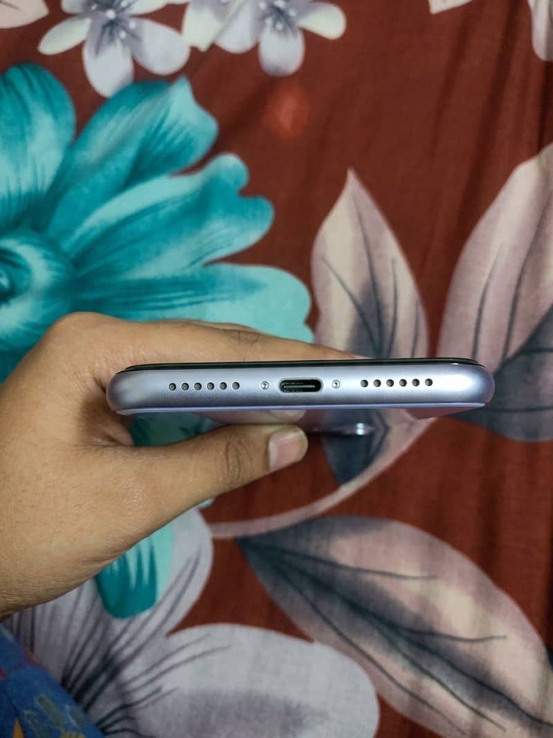 Apple iPhone 11 2