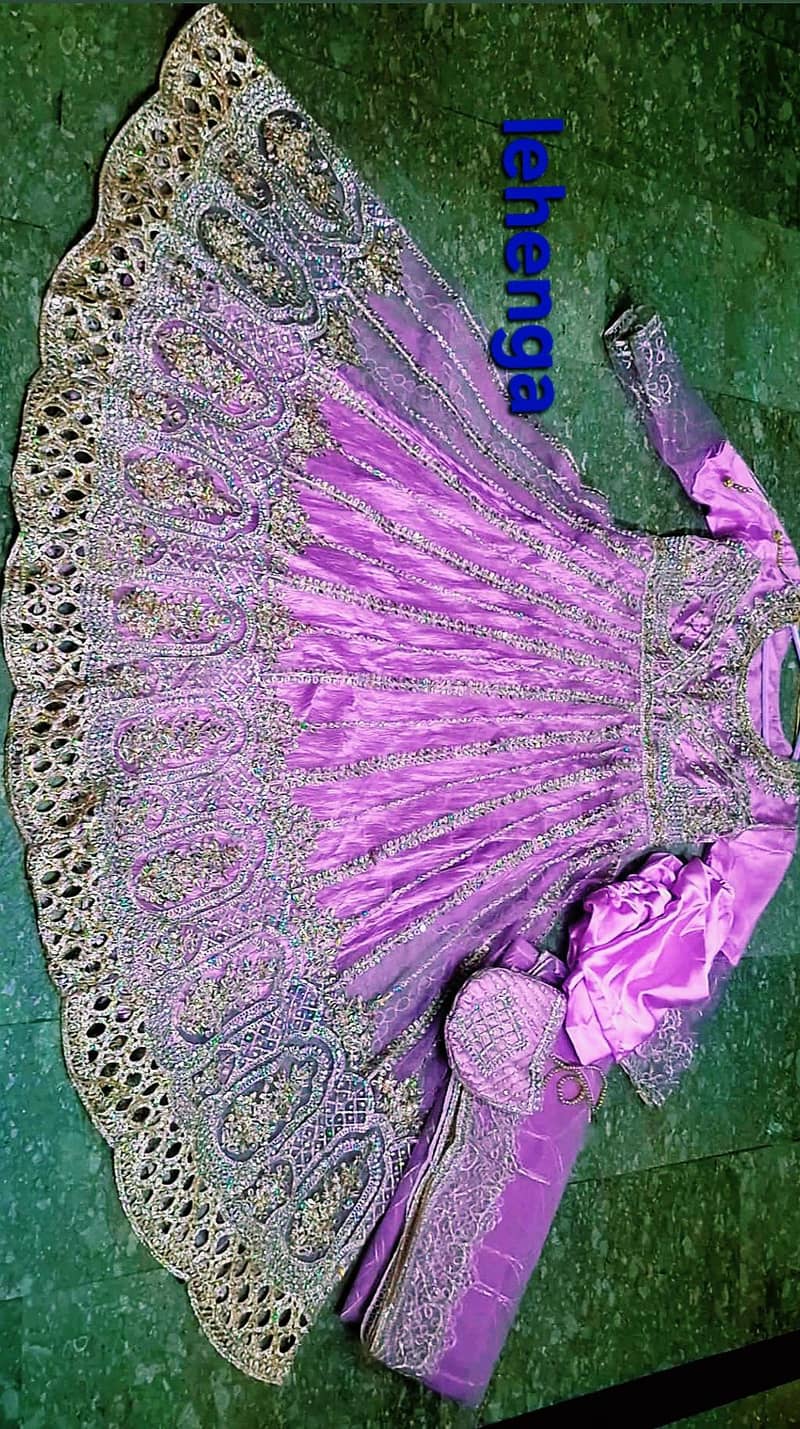Dress 0