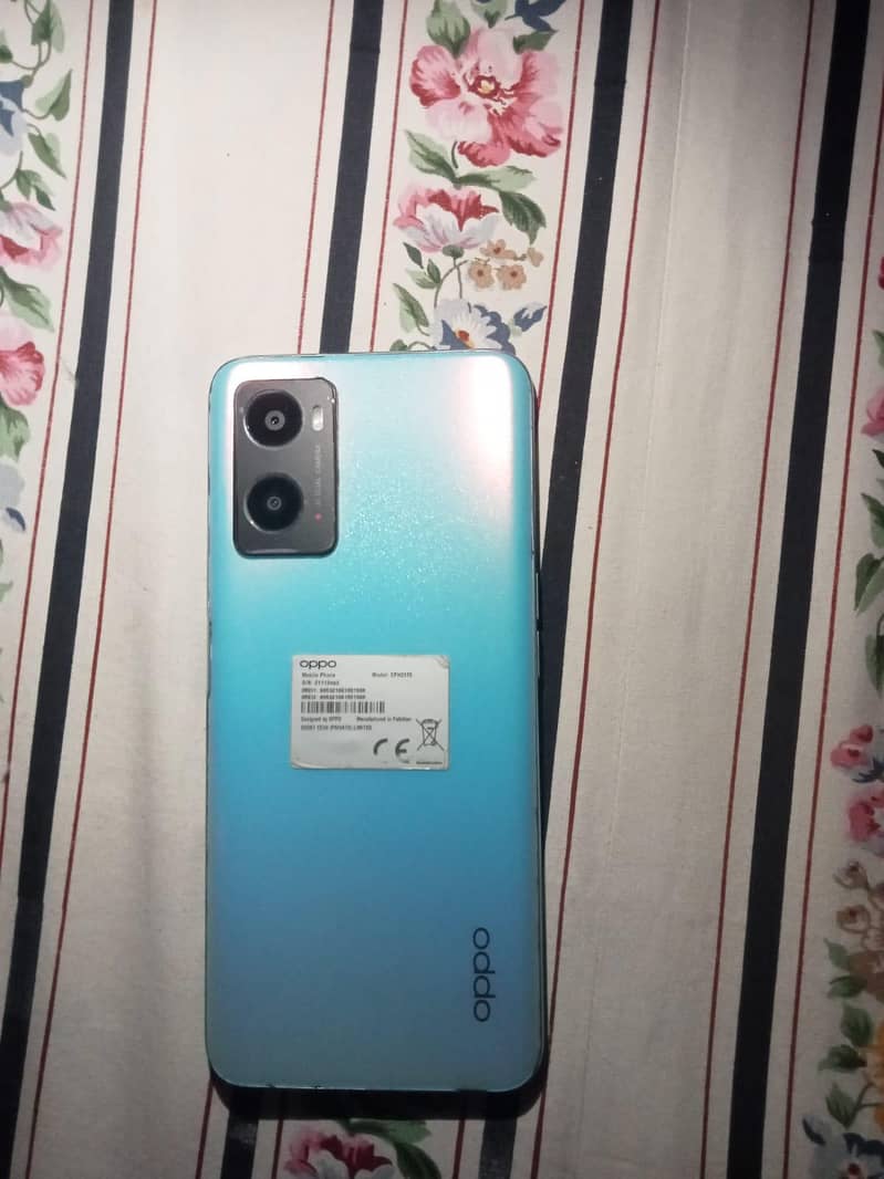 OPPO A76 5