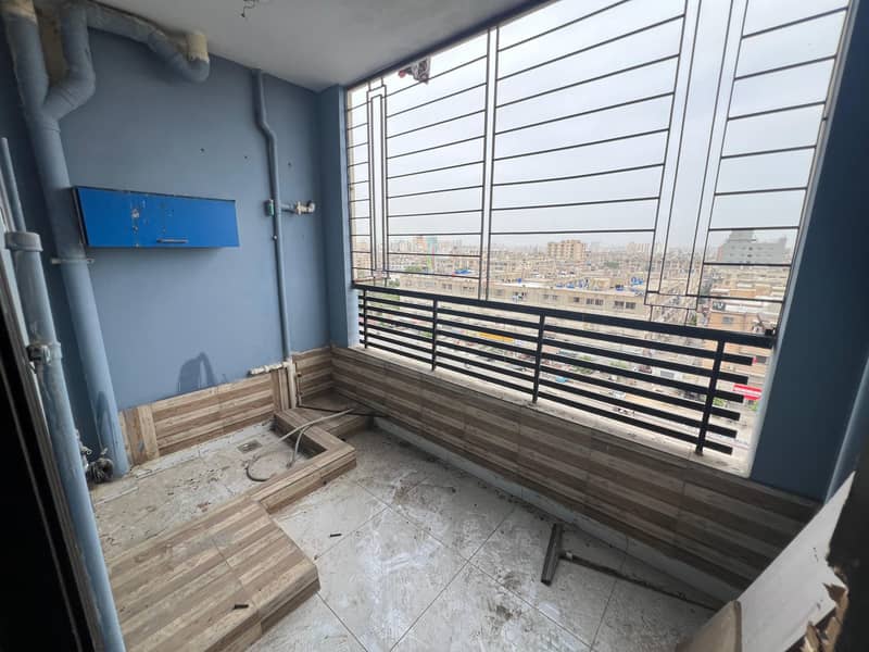 WELL MAINTAINED FLAT LIKE NEW 4