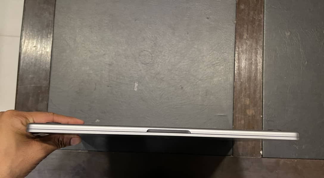 MACBOOK AIR M2 2
