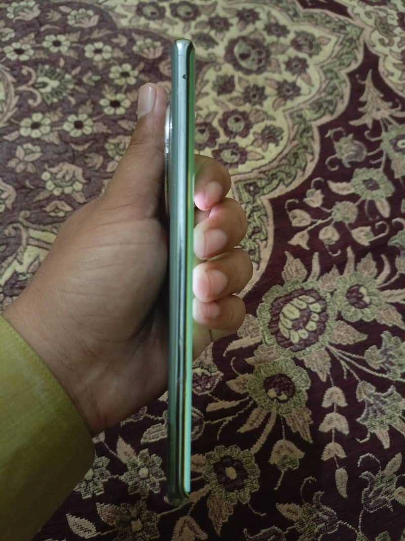 Infinix Zero 40 4