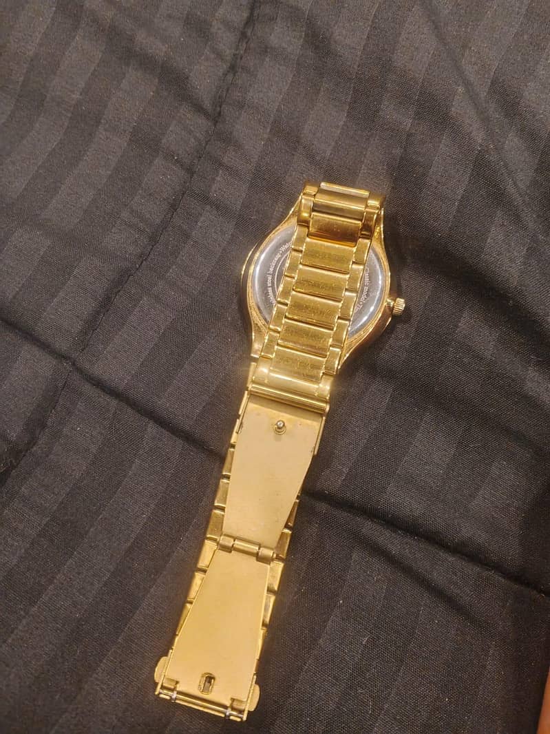 branded  watch 2