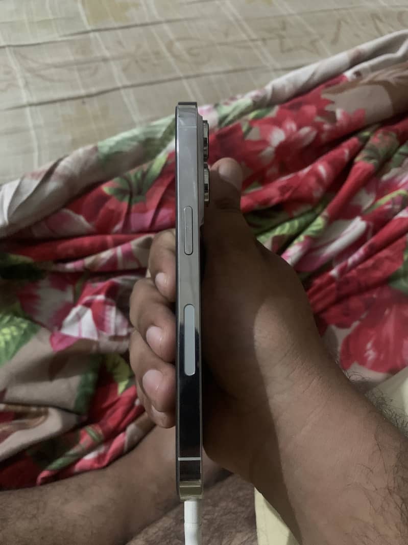 Apple iPhone 14 Pro 10