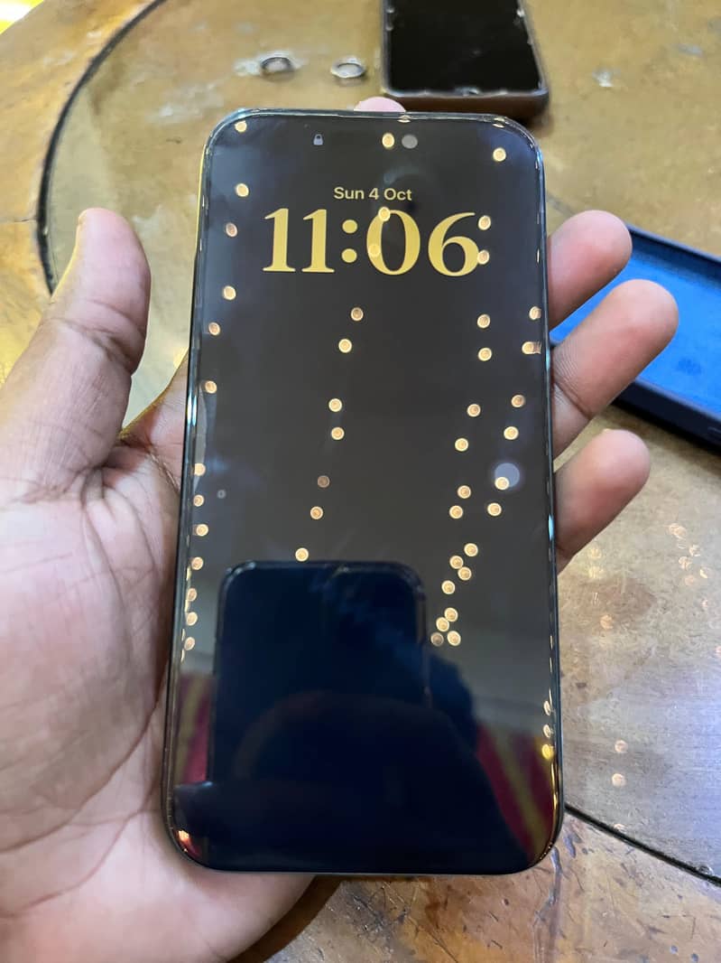 Apple iPhone 15 Pro 1