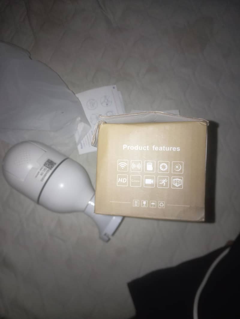 wireless cctv camera rotating and night vision 1