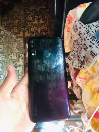 Tecno Spark 4