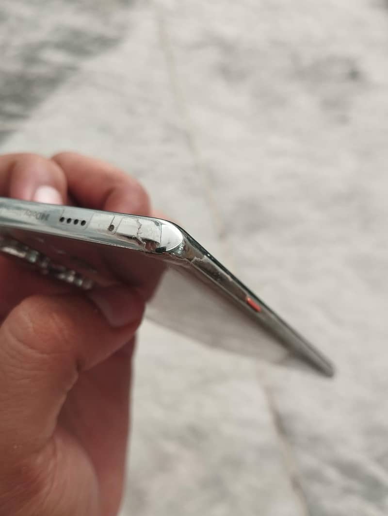 tecno cemon 40 pro 7