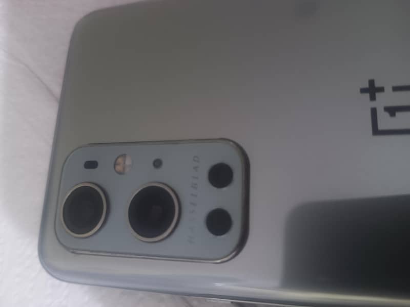 One Plus 9 Pro 0