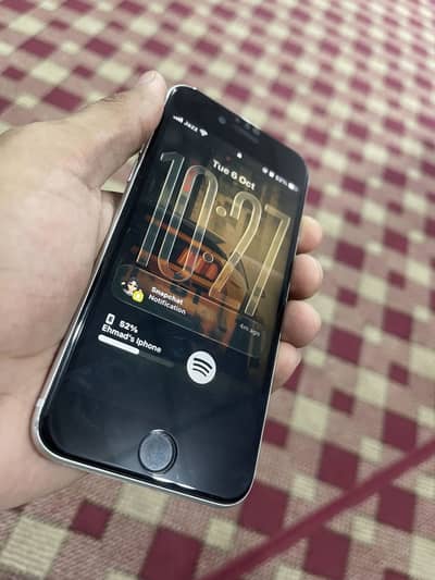 iPhone SE 84 health 128 gb waterpack