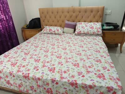 1 King size bed 2 side tables 1 dressing table 1 cupboard
