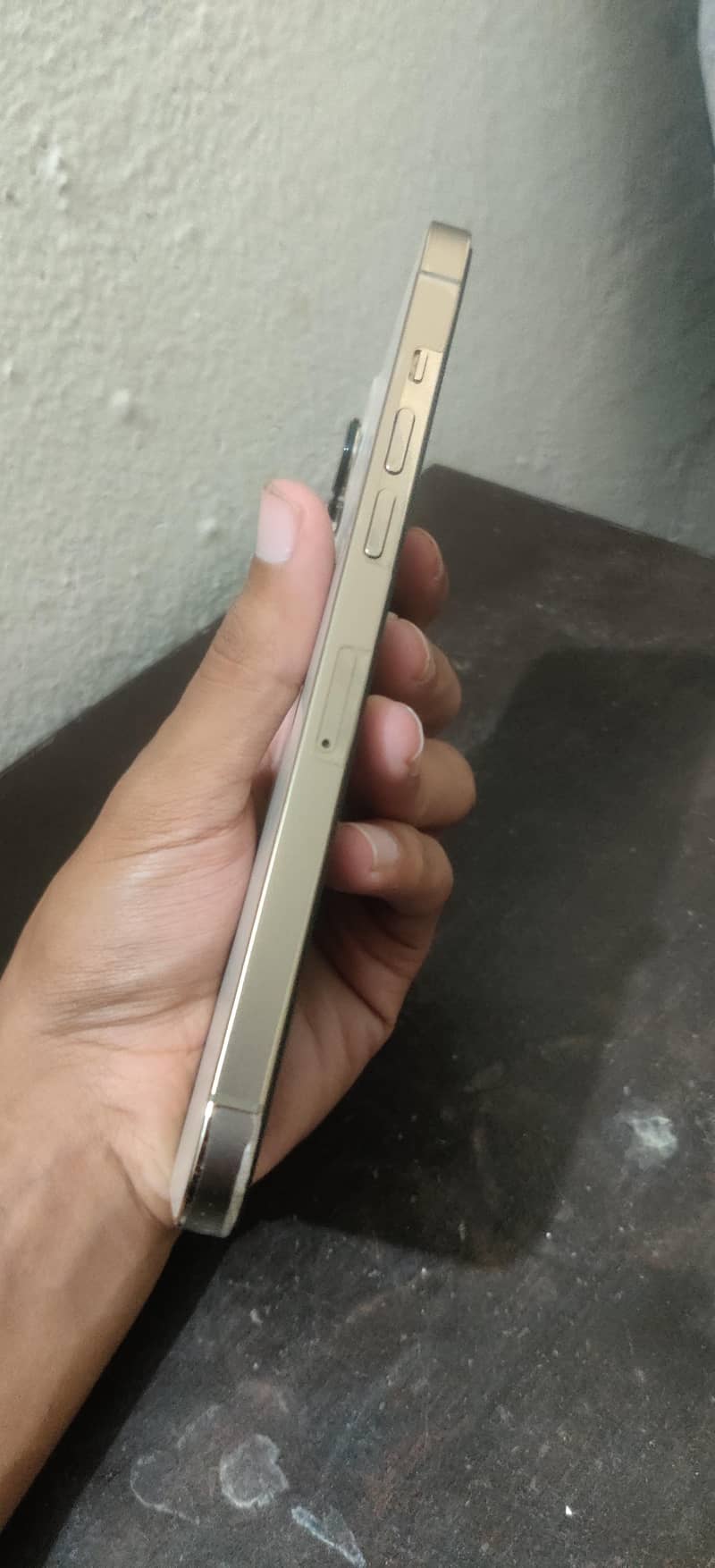 Apple iPhone 12 Pro Max Sim locked 2