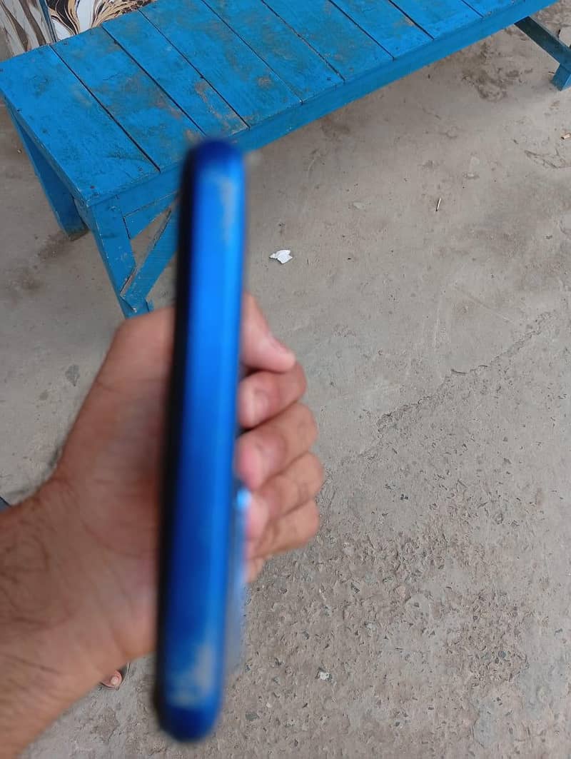 OPPO A54 4